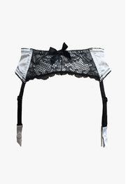 La Senza Sexy Petite White & Black Lace Suspender Belt