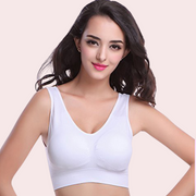 Fashionable Cutout Sports Bra for Young Athletes